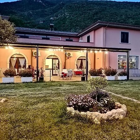 Salisu Country House Mignano Monte Lungo Exteriér fotografie